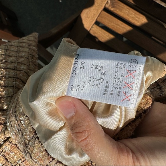 Liz Lisa tan and brown Japanese vintage jacket (blazer) - Picture 8 of 9